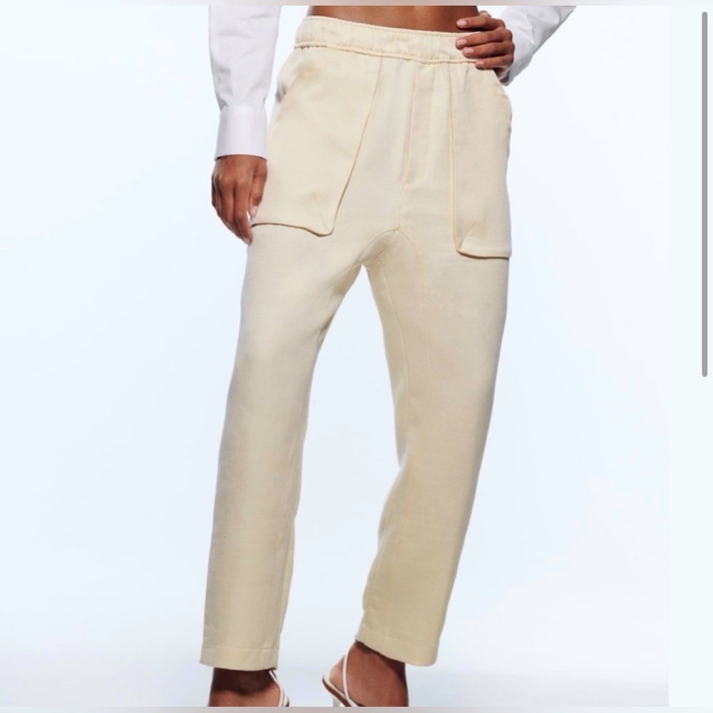 Zara NWT High-waisted pants with elastic waistband.